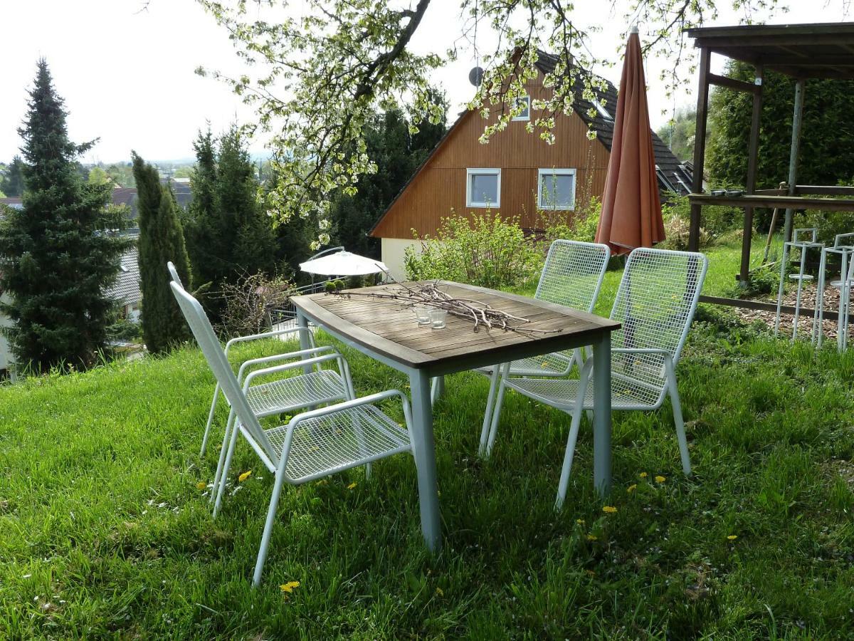 Helle 70 Qm Ferienwohnung Mit Herrlichem Blick Teningen Exterior foto