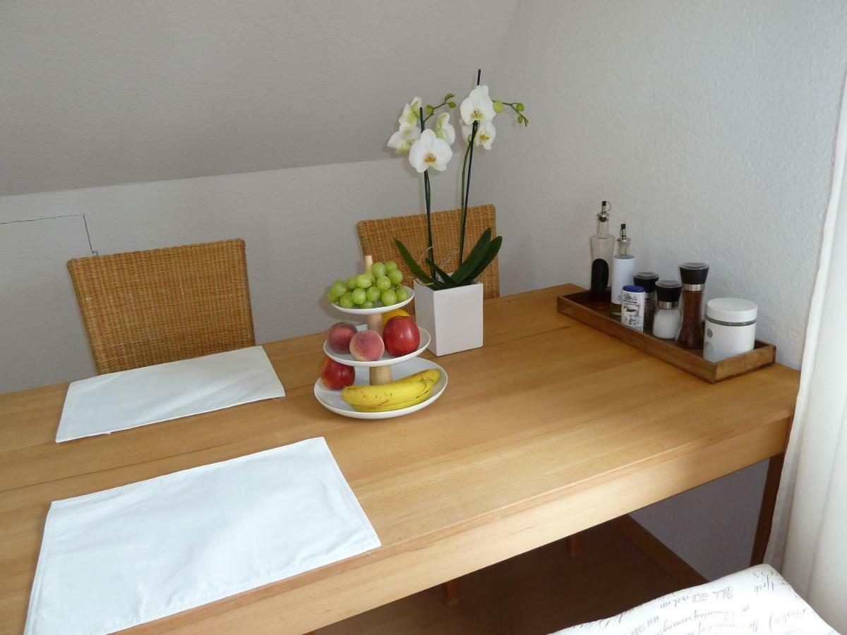 Helle 70 Qm Ferienwohnung Mit Herrlichem Blick Teningen Exterior foto